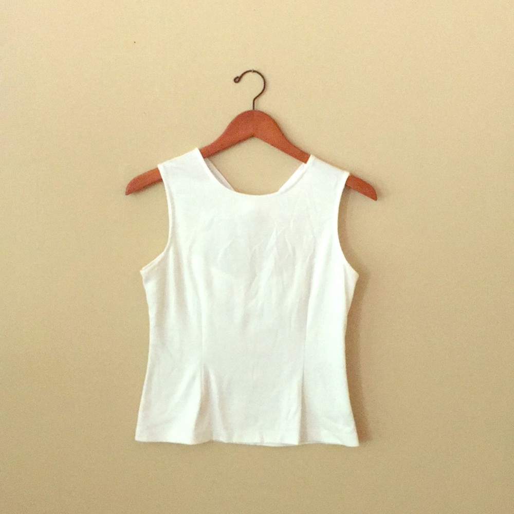 Top w/back cutout now detail in great condition